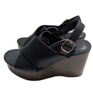 Women's Naomi Wood Wedge Heels -Universal Thread- Black Size 9.5 NWOT